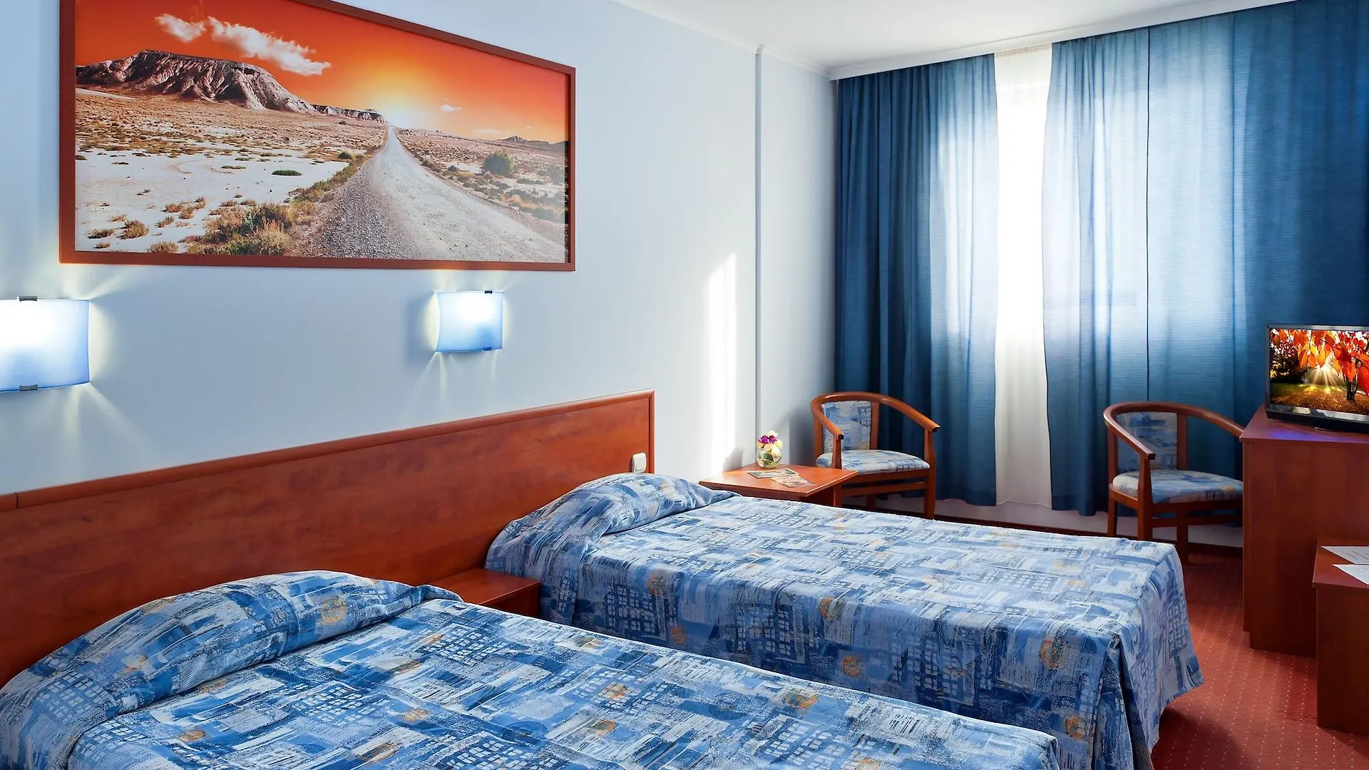 Aqua Hotel Warna