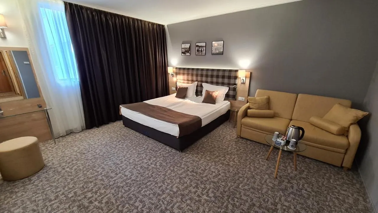 Aqua Hotel Warna