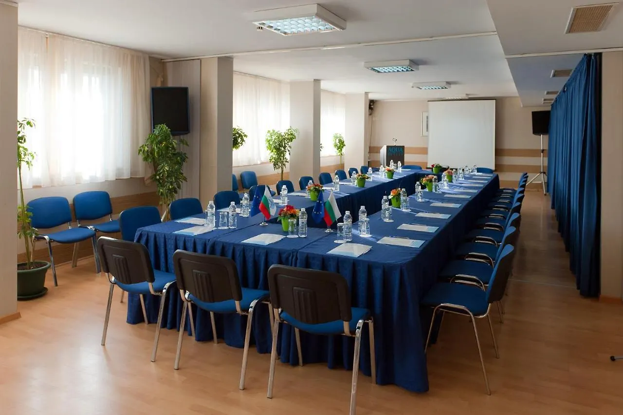 Aqua Hotel Warna