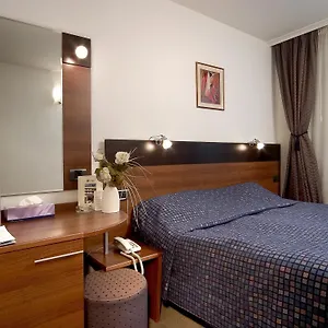 Forum - Free Parking 3* Sofia